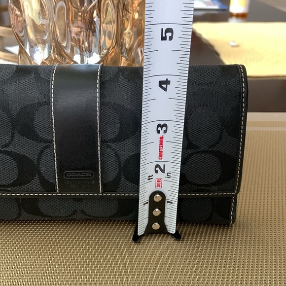 Coach long wallet with check book cover - Picture 8 of 16